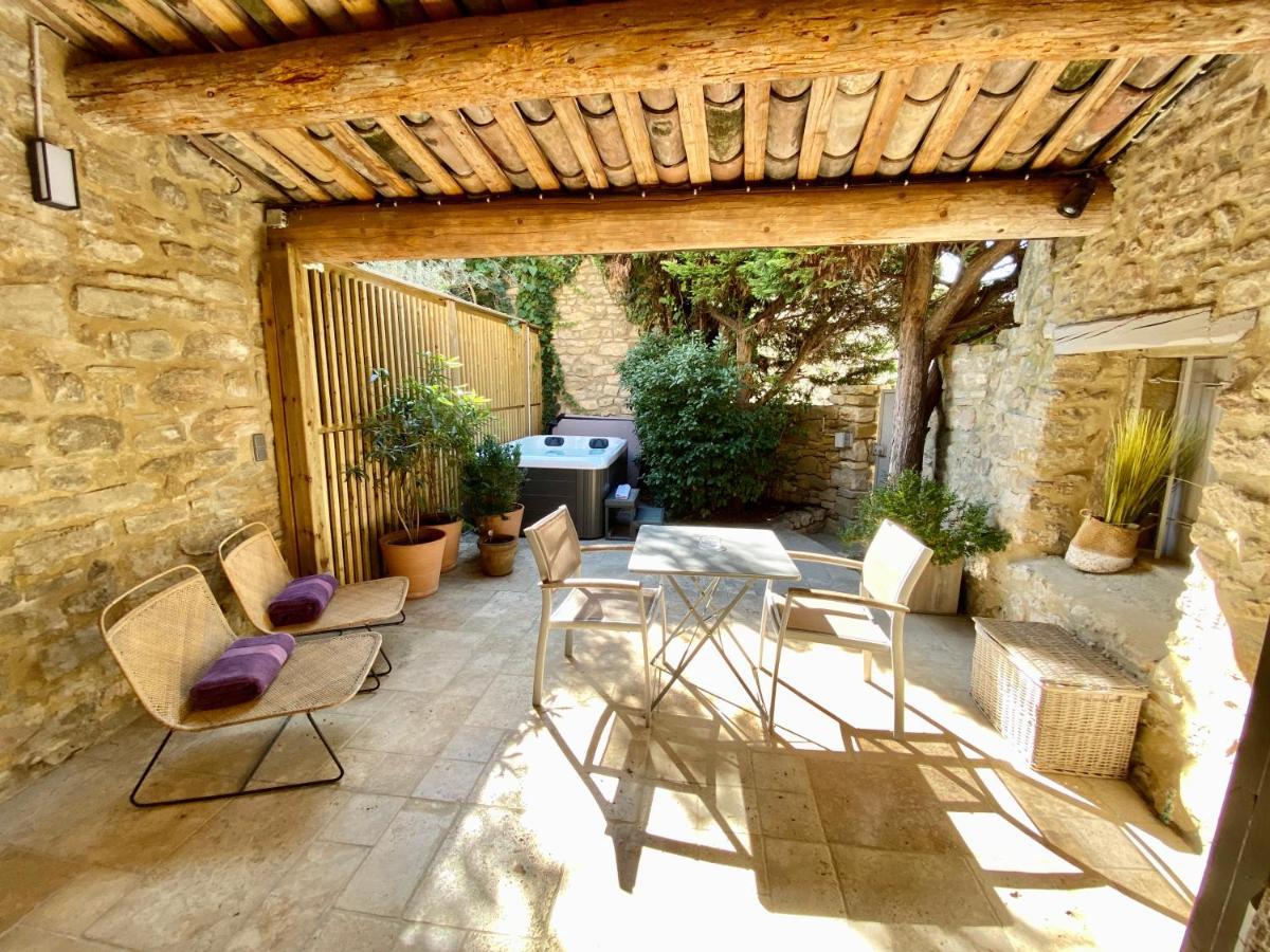 Martignargues La Maison Des Vendangeurs - Table D'Hotes Le Soir Du Jeudi Au Dimanche- Jacuzzi - Balneo Spa - Acces Piscine Pour Toutes Les Chambres Sauf Studio Coquet- Piscine De Mai A Mi-Octobre المظهر الخارجي الصورة